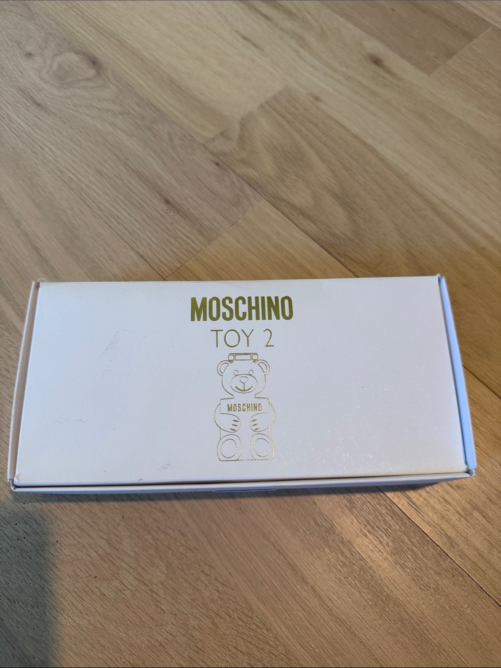 Moschino White & Gold Toy 2 Presentation Box
